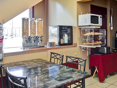 Econo Lodge